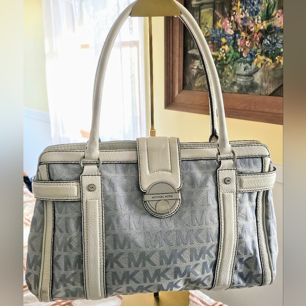 MICHAEL KORS large canvas and leather GUC